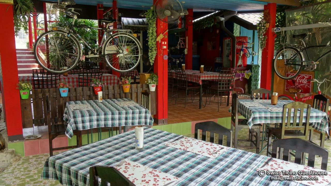 Swiss Ticino Guesthouse & Restaurant Mae Wang Extérieur photo